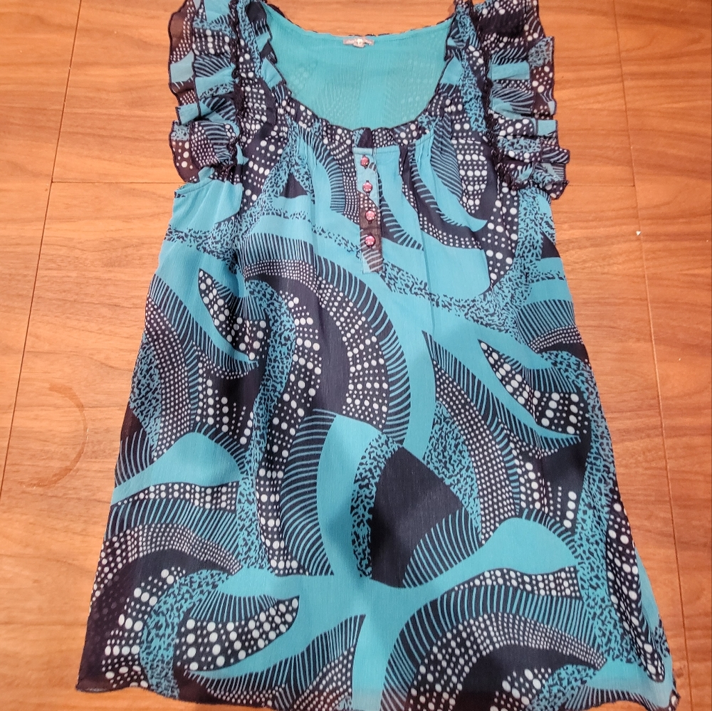 Sleeveless top